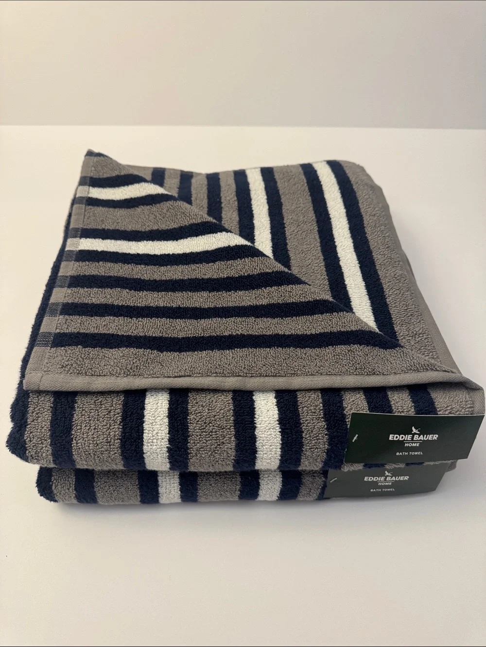 2pc EDDIE BAUER Homecoming Grey Stripe Bath Towel Set - Grey/Blue/White